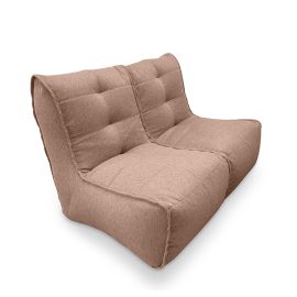 Две секции дивана Mocha Mousse в элегантном интерьере