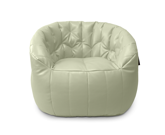 Крупный план экокожи Infinity White на кресле Butterfly Sofa. Кристальная белизна, матовая поверхность.