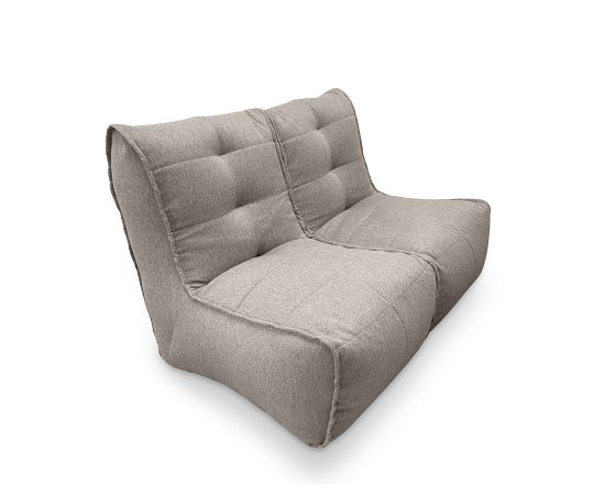 Разделённые секции дивана Keystone Grey в современном интерьере